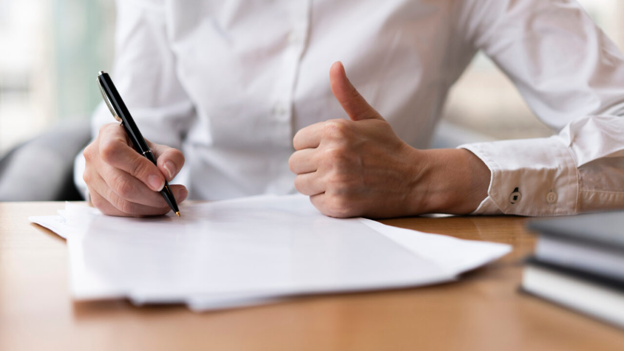 Dlaczego warto zlecić prawnikowi opiniowanie i sporządzanie umów dla firmy?